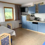 Haus Glück Stubaital Apartamento *