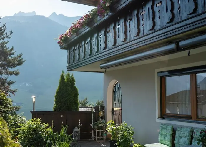 Haus Glueck Stubaital Apartmán *