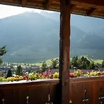 Appartement Haus Glueck Stubaital